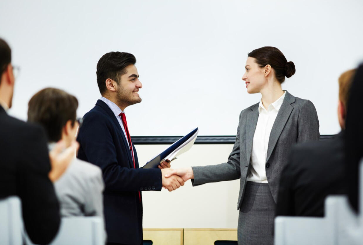 Multi-Functional Teams | High Pressure Decision-Making | High Stakes Deals & Contracts